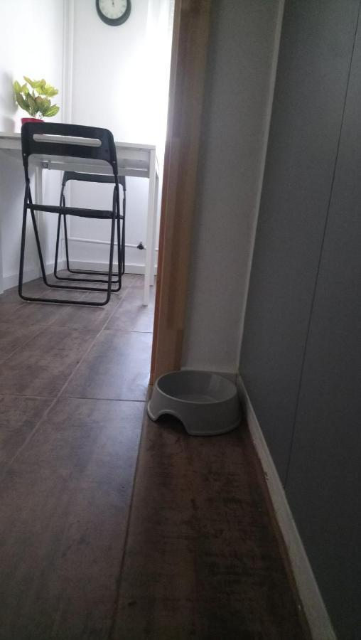 Sziget Apartman Eger Esterno foto